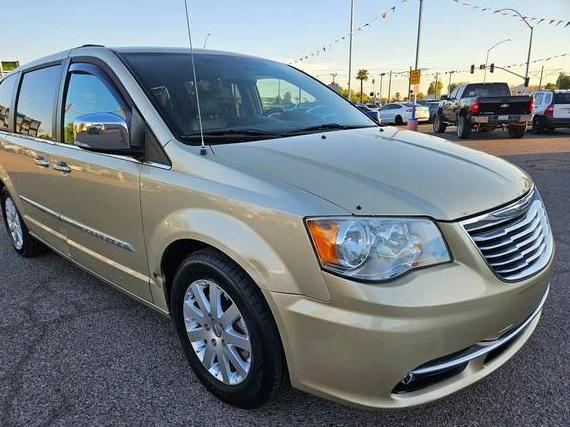 CHRYSLER TOWN AND COUNTRY 2012 2C4RC1CG0CR151881 image